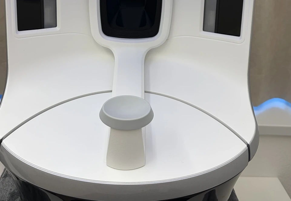 美容クリニックで撮影した機器の一部分